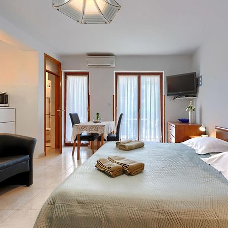 Apartment Alba - Roj157 By Interhome Rovinj Eksteriør bilde
